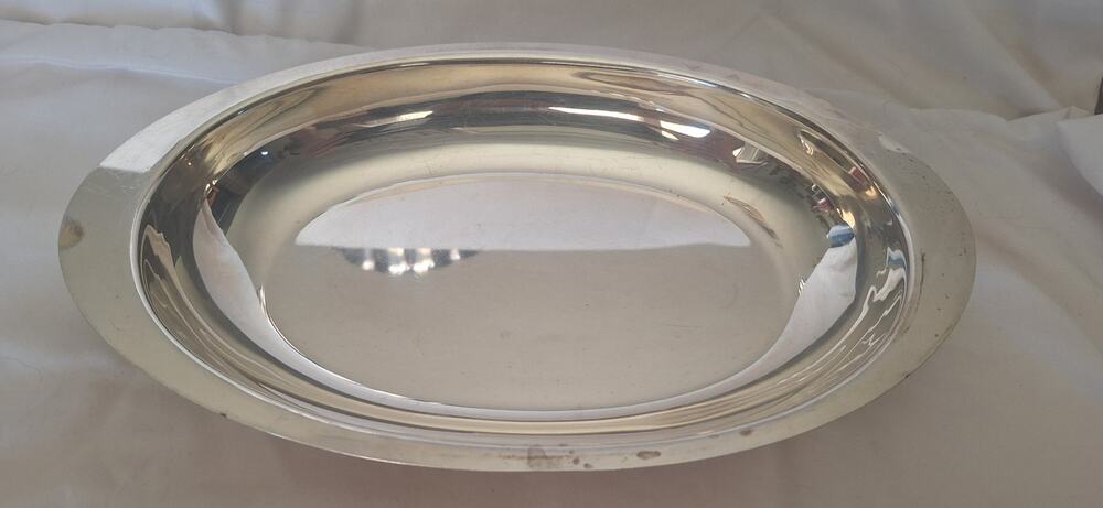 Vintage silverplate oval serving bowl with handles- 11"x7" mid-century tableware